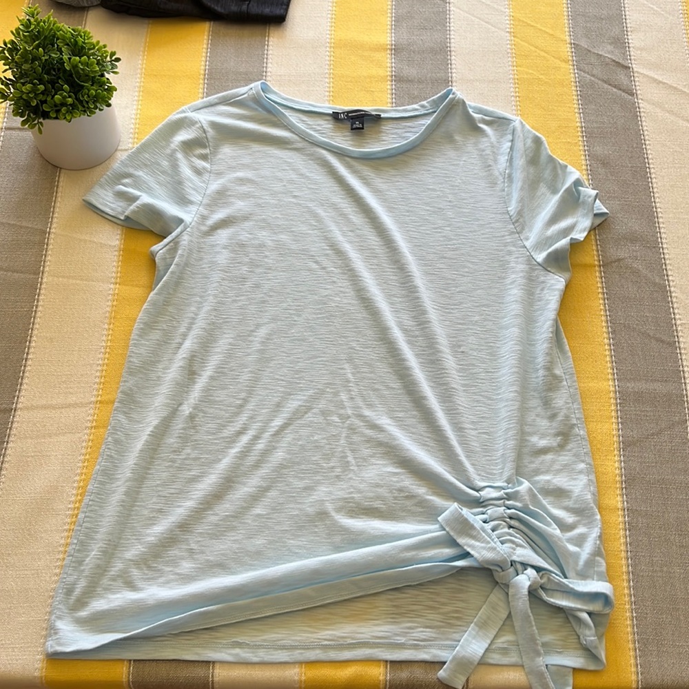 I-N-C women’s tee